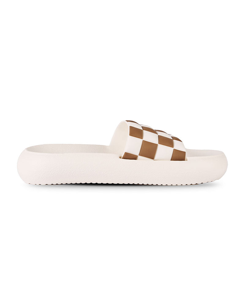 Chess Slides - Cream & Choc