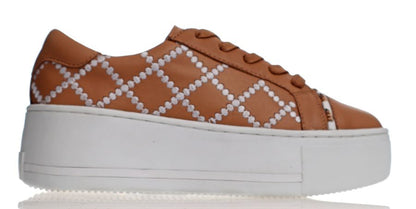 Frankie Camel/White Sneaker